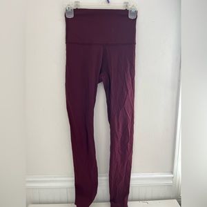 Wunder Under Super High-Rise leggings 28” BURGUNDY